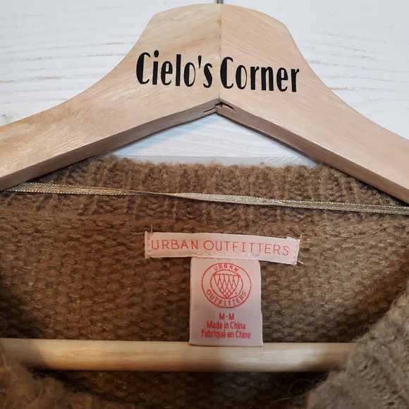 Urban Outfitters Oversized Boyfriend Sweater Medium - Picture 2 of 8